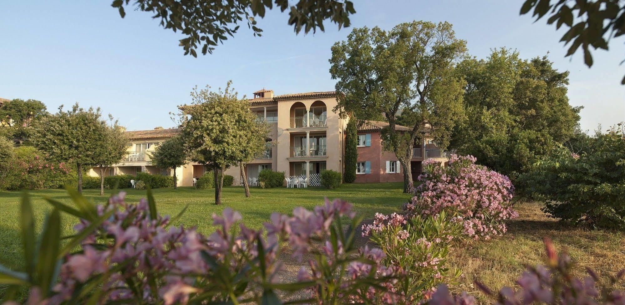 P&V Residence Le Hameau Des Issambrr Сен Максим Екстериор снимка