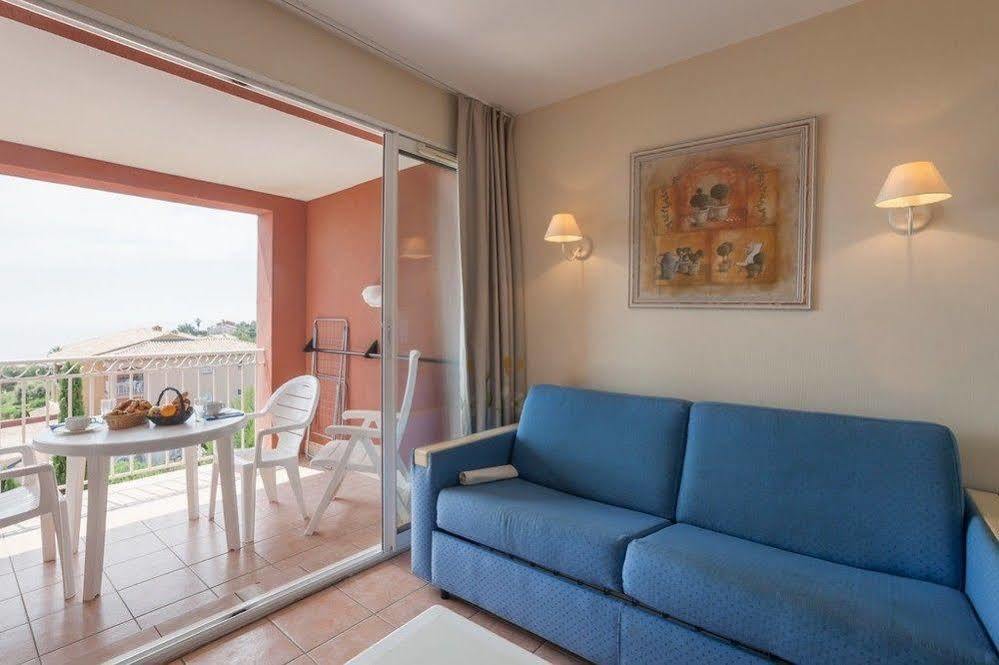 P&V Residence Le Hameau Des Issambrr Сен Максим Екстериор снимка